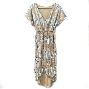 Boutique Nude Sparkled Midi Dress